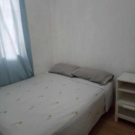 Appartamento Apartamento En Francos Rodriguez, Junto A Bravo Murillo Madrid Esterno foto
