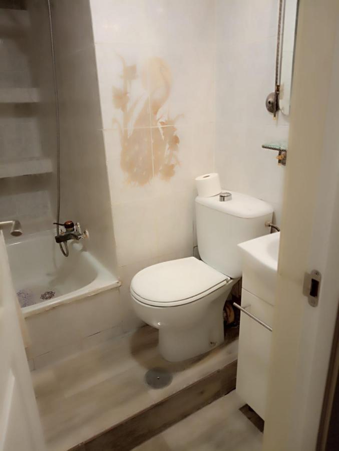 Appartamento Apartamento En Francos Rodriguez, Junto A Bravo Murillo Madrid Esterno foto